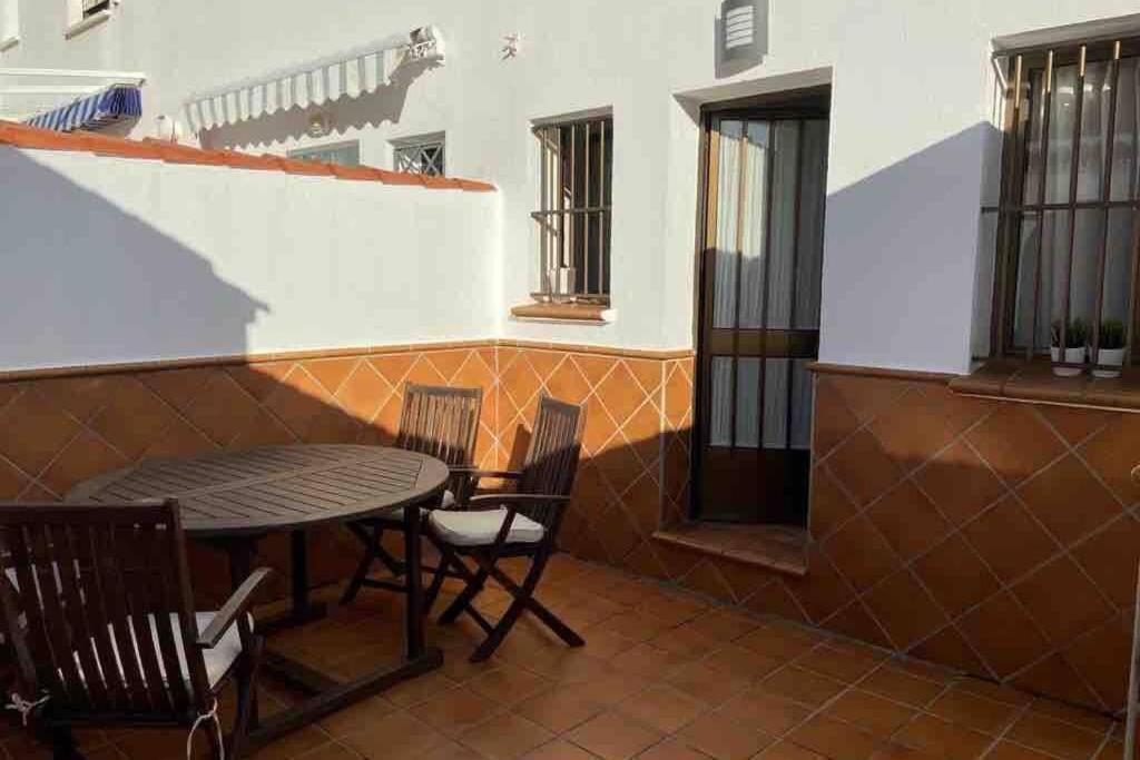 Ferienwohnung Vivienda Adosada A 150M De La Playa + Patio + Wifi Tarifa Exterior foto